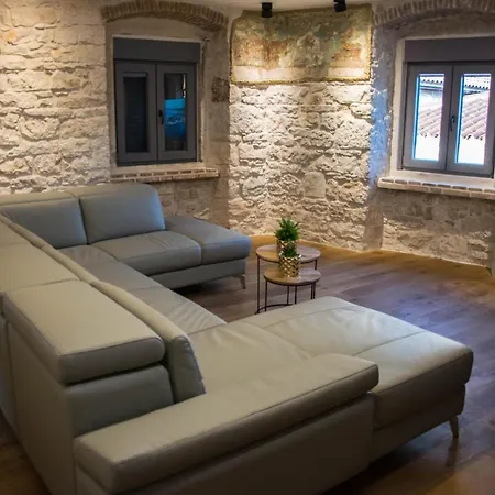 Oli Mare Apartament *