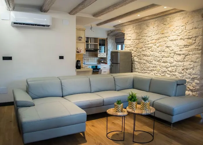 Oli Mare アパート